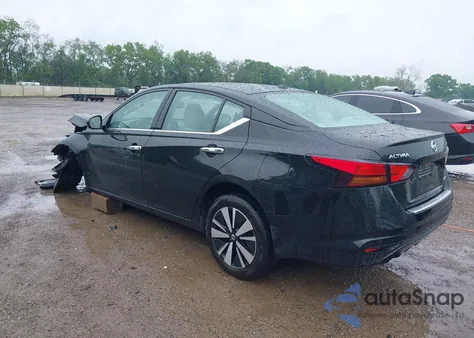 2019 Nissan Altima 2.5 Sv z USA, uszkodzony, nr VIN 1N4BL4DW6KC243888